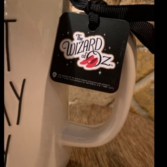 NWT Rae Dunn "I'LL GET YOU MY PRETTY" and "TOTO"  WIZARD OF OZ MUGS - Picture 3 of 11